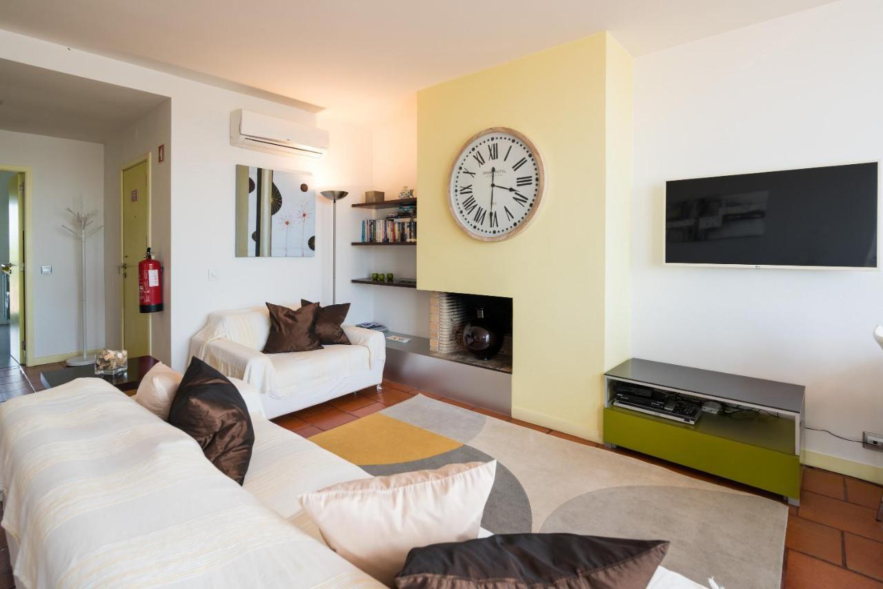 Stunning 2-Bed Penthouse In Lagos 250M From Beach Ngoại thất bức ảnh